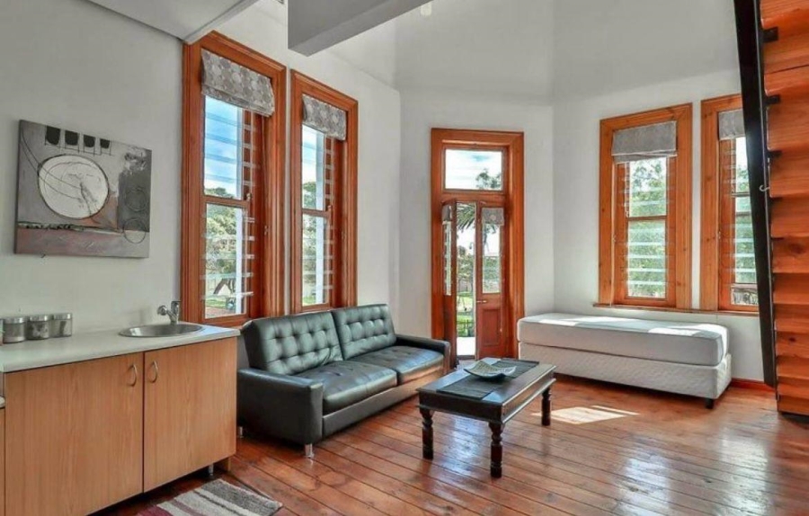 1 Bedroom Property for Sale in Woodstock Western Cape